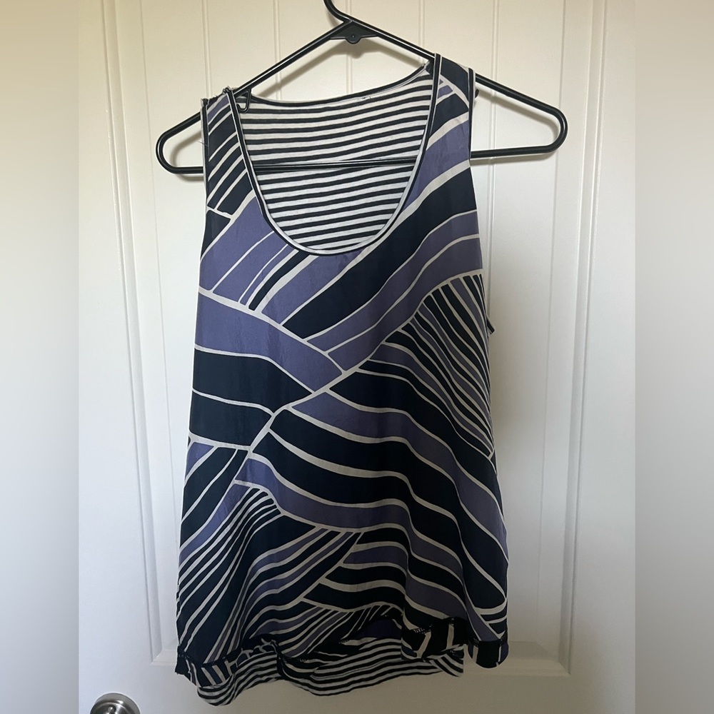 Stylish Women's Striped Tank Top - Navy and White Size L